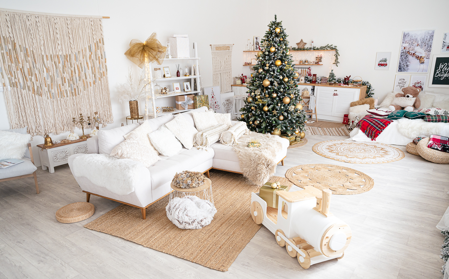Vanocni foceni fotoatelier praha LightStudio-134848 - 6298 Pronájem vánočního fotoateliéru s vánoční výzdobou